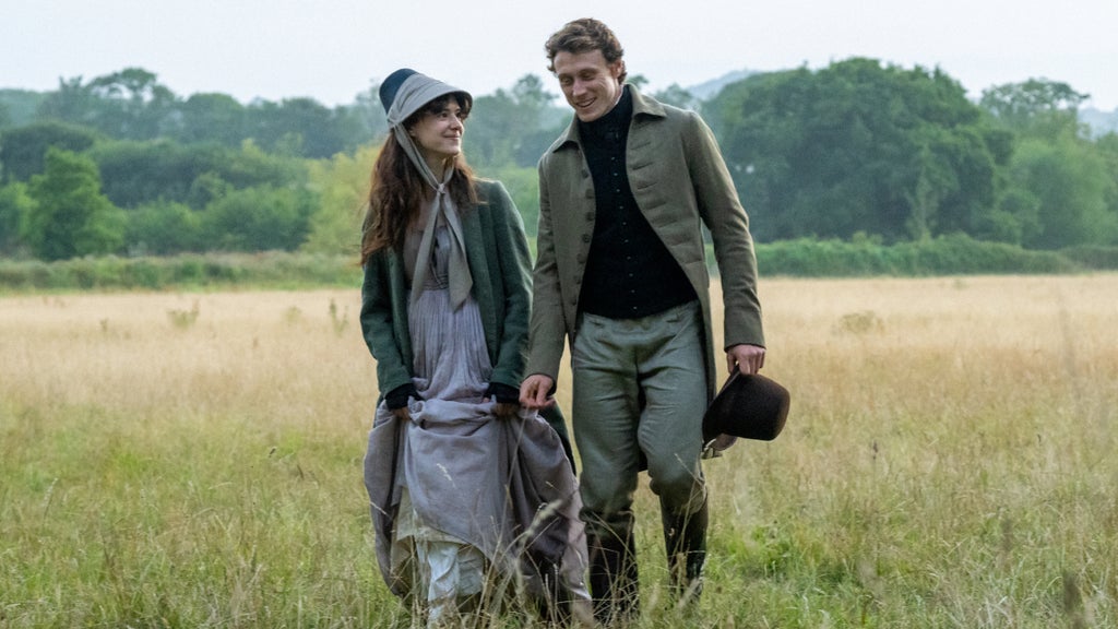 Daisy Edgar-Jones and George MacKay in "Sense & Sensibility" (Focus Features)