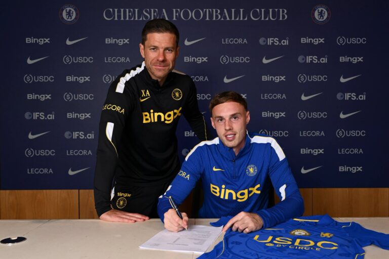 Cole Palmer signs contract extension at Chelsea