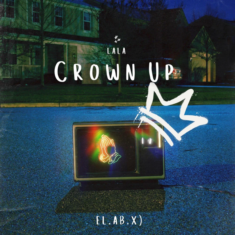 àB – Crown Up