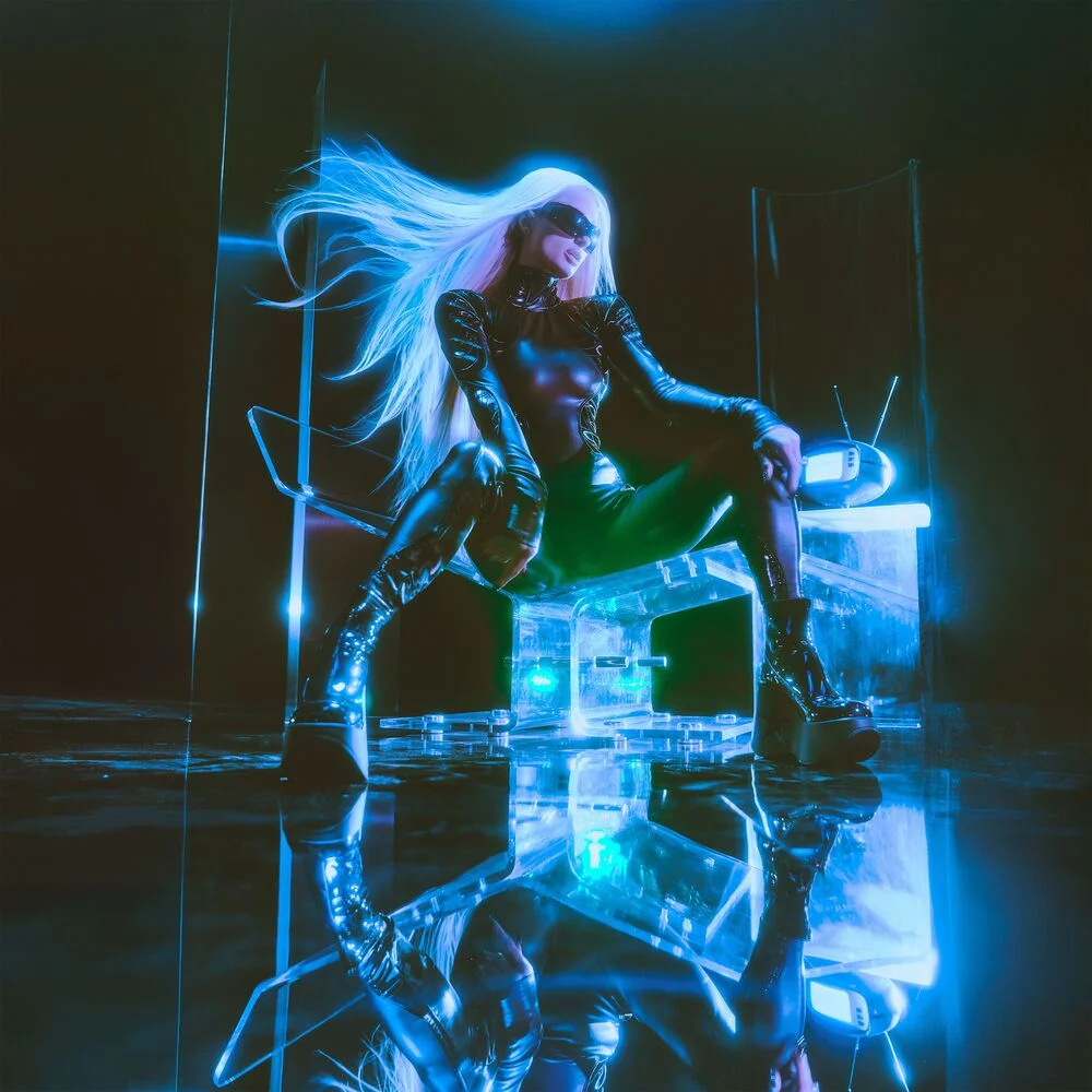 Paris Hilton – If the Earth is Spinning (James Hurr & Karsten Sollors Remix)